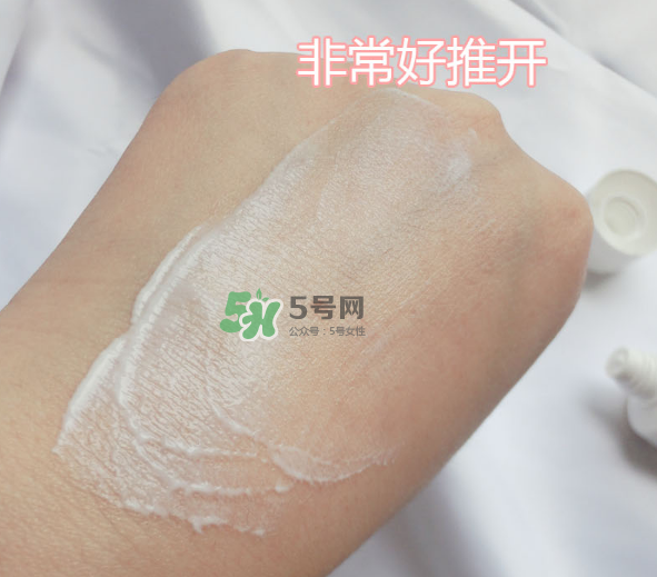 雅漾舒緩保濕面膜用法 雅漾舒緩保濕面膜怎么樣？