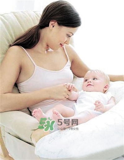 坐月子吃素應該吃什么？吃素坐月子怎么坐？