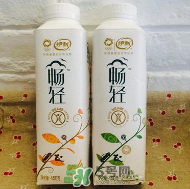  冠益乳和暢輕哪個好？冠益乳好還是暢輕好
