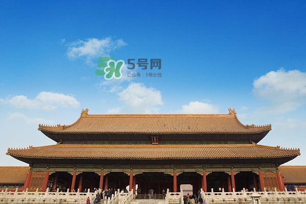 9月份穿什么鞋？九月份可以穿涼鞋嗎？