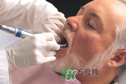 牙齒松動(dòng)吃什么藥有效？牙齒松動(dòng)是缺鈣嗎