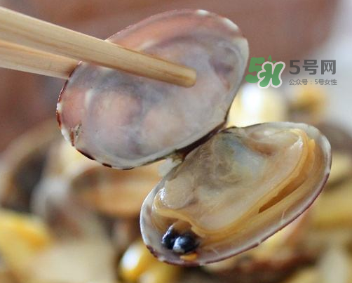 花蛤里面的黑色像屎能吃嗎？花蛤里面的黑色能吃嗎？