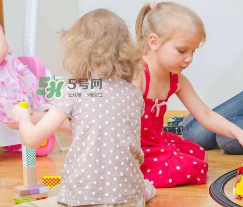 孩子在幼兒園被咬了怎么辦？孩子在幼兒園受傷怎么辦？