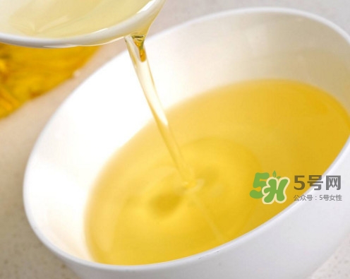 轉(zhuǎn)基因大豆油能吃嗎？轉(zhuǎn)基因大豆油有什么危害？