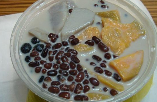 仙草凍是龜苓膏嗎？龜苓膏和仙草凍有什么區(qū)別