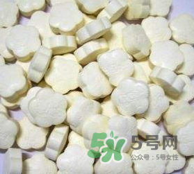 牛初乳咀嚼片合適人群 牛初乳咀嚼片適合多大的孩子吃？