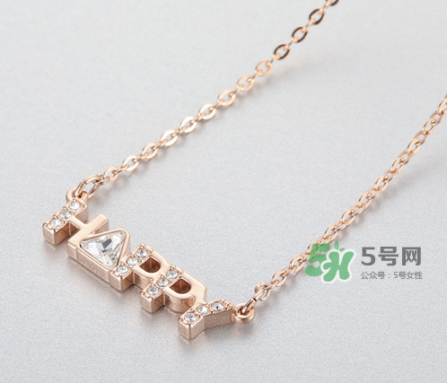 施華洛世奇七夕字母項(xiàng)鏈多少錢？施華洛世奇七夕字母項(xiàng)鏈專柜價(jià)格