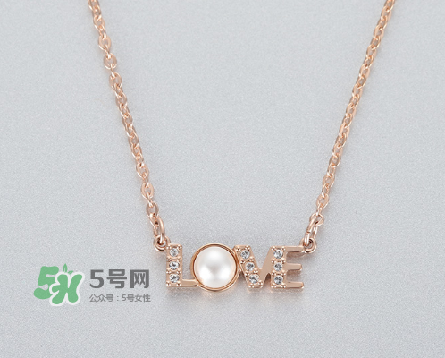 施華洛世奇七夕字母項(xiàng)鏈多少錢？施華洛世奇七夕字母項(xiàng)鏈專柜價(jià)格