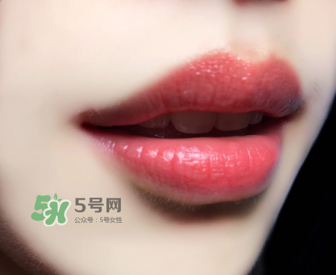 tf白管05是什么顏色？tom ford白管05適合黃皮嗎？