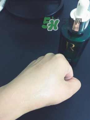 hr綠寶瓶精華好用嗎？hr綠寶瓶精華怎么樣？