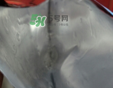 小迷糊玻尿酸竹炭面膜怎么樣？小迷糊黑面膜好用嗎