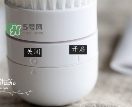 倩碧聲波潔面儀怎么充電？倩碧潔面儀充電燈不亮
