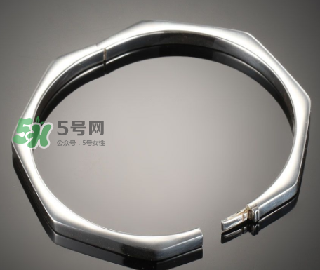 銀手鐲變黑了如何洗白？銀手鐲變黑怎么洗？
