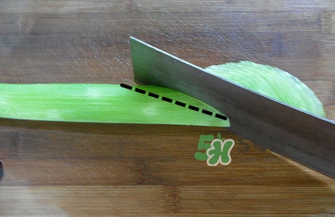 青筍怎么處理？青筍怎么切成菱形