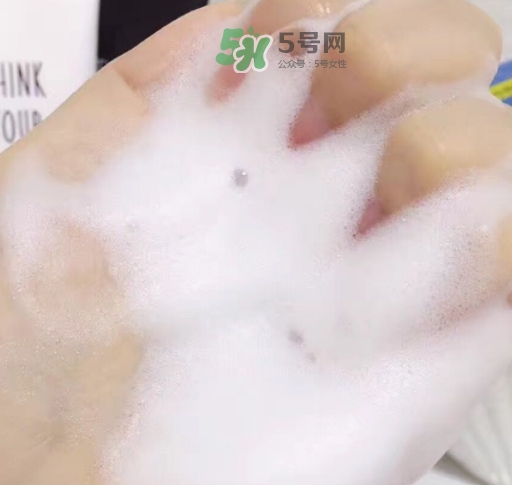 attenir艾天然潔面泡沫怎么樣？艾天然洗面奶好用嗎？