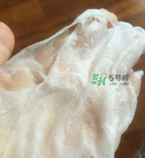 伊貝詩面膜怎么樣？伊貝詩面膜有熒光劑嗎？