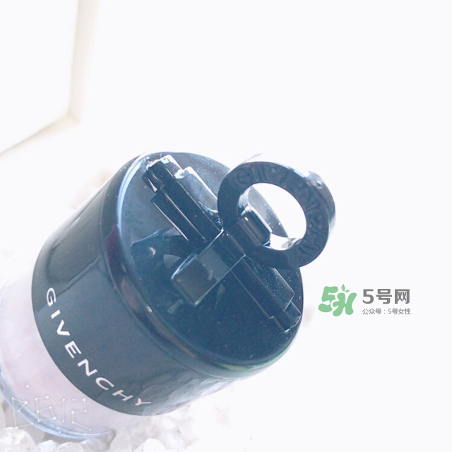 紀(jì)梵希蘑菇散粉色號(hào)怎么選？紀(jì)梵希蘑菇散粉色號(hào)試色