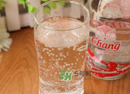 蘇打水是什么水？蘇打水喝多了會怎么樣？