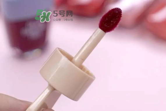 愛麗小屋冰淇淋唇釉哪個(gè)好看？愛麗小屋冰淇淋唇釉試色