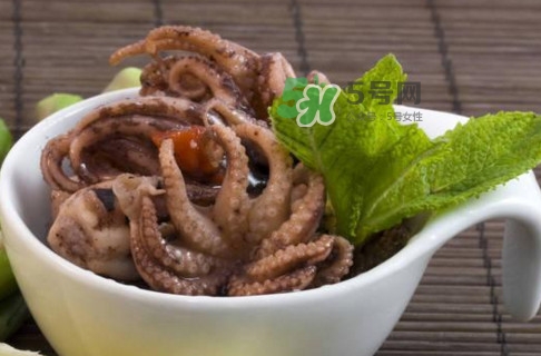 章魚可以生吃嗎？生吃章魚的危害