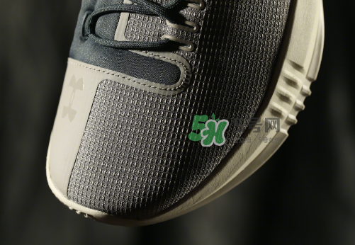 under armour drive 4怎么樣？ua安德瑪drive 4測評