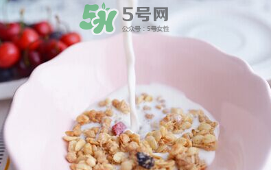卡樂比梅果牛奶系列麥片好吃嗎？卡樂比梅果牛奶系列價(jià)格