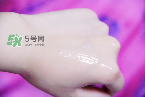 夢(mèng)妝花萃凈白調(diào)理水怎么樣？夢(mèng)妝花萃凈白調(diào)理水能補(bǔ)水嗎？
