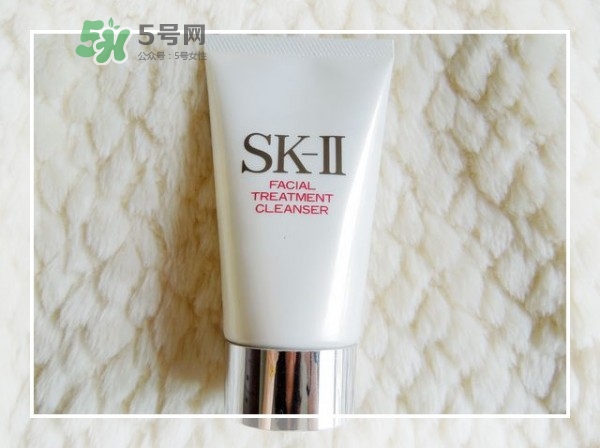 SK2護膚潔面霜怎么樣？sk2潔面霜是洗面奶嗎？