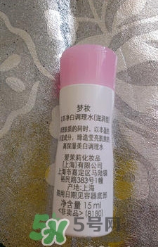 夢(mèng)妝花萃凈白調(diào)理水怎么樣？夢(mèng)妝花萃凈白調(diào)理水能補(bǔ)水嗎？