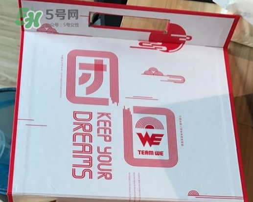 WE戰(zhàn)隊定制月餅多少錢？WE戰(zhàn)隊定制月餅?zāi)睦镔I？