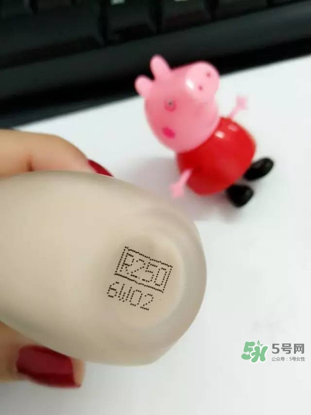 玫珂菲水粉霜怎么樣？玫珂菲全新雙用水粉霜好用嗎？