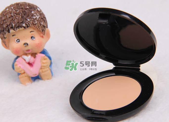 Bobbi Brown芭比波朗粉凝霜怎么樣？芭比波朗無(wú)感持妝粉凝霜好用嗎？