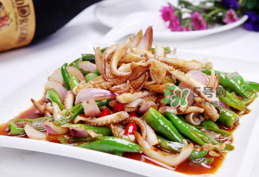 八爪魚不能和什么一起吃？八爪魚什么人不能吃？