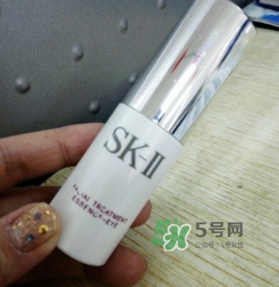 skii眼部神仙水怎么用？sk2眼部精華乳使用方法