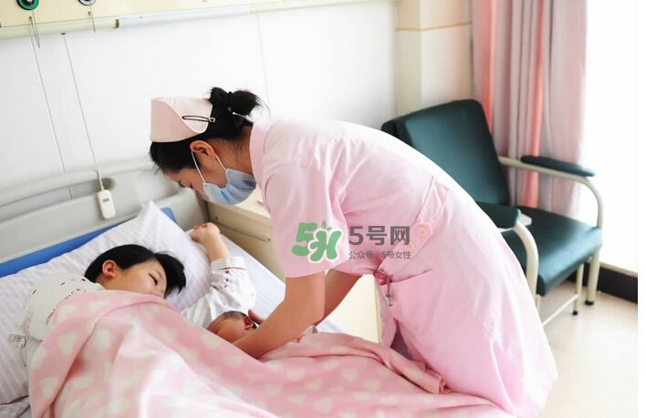 順產(chǎn)時(shí)怎么用力和呼吸？順產(chǎn)時(shí)怎么配合醫(yī)生？
