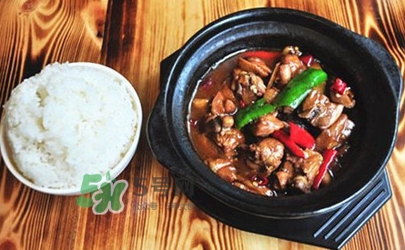 黃燜雞米飯有幾個品牌？黃燜雞米飯有營養(yǎng)嗎