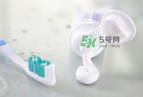 牙膏怎么去黑頭？牙膏去黑頭有用嗎