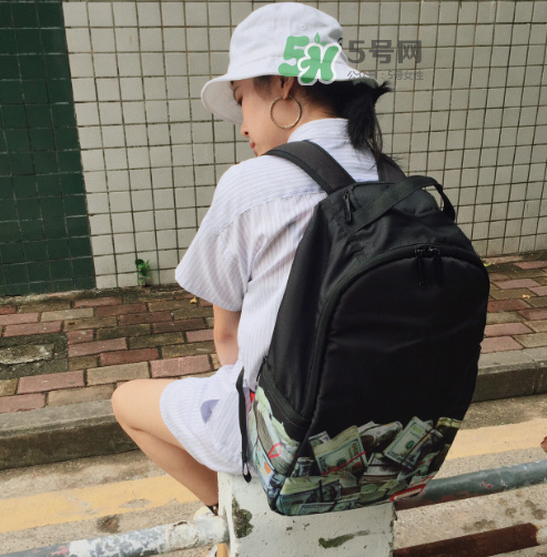 sprayground翅膀書包多少錢？sprayground雙肩包什么價位？