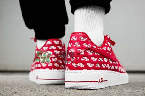 nike air force 1 low logo上腳效果怎么樣？空軍一號(hào)logo款上腳