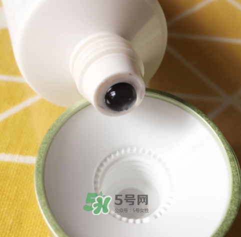 韓后茶蕊亮滑去角質(zhì)素怎么樣？韓后茶蕊亮滑去角質(zhì)素功效