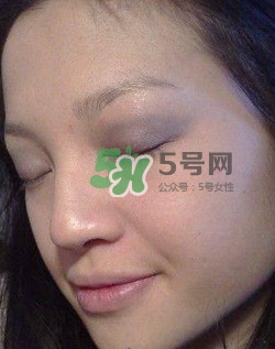煙熏妝是什么意思？煙熏妝需要什么化妝品