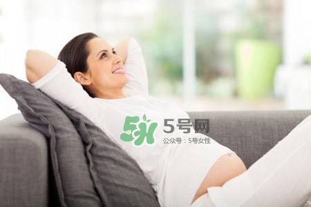 孕婦睡覺能伸懶腰嗎？孕婦睡覺伸懶腰對胎兒有什么影響？