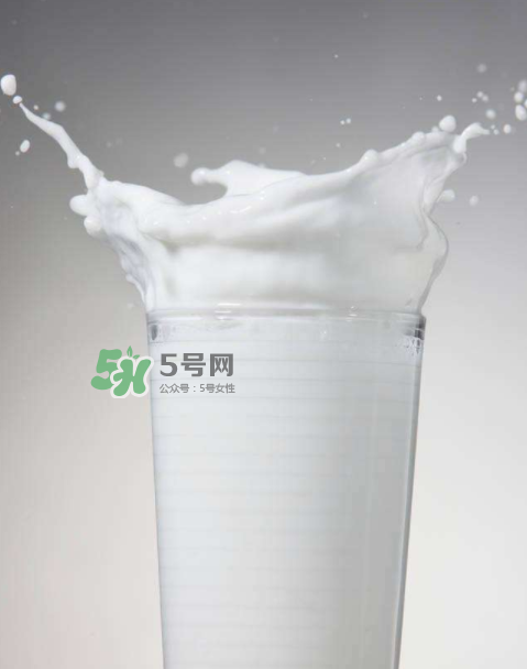 胃病患者適合長期喝牛奶嗎？胃病喝酸奶還是牛奶？