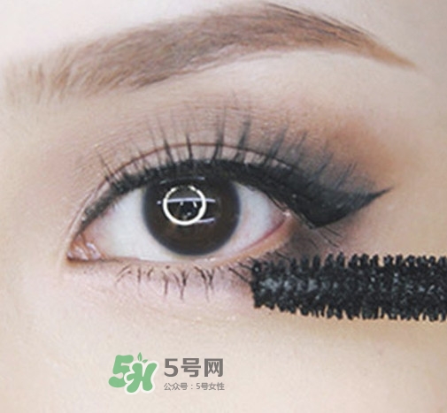 煙熏妝怎么畫？煙熏妝的畫法步驟圖解