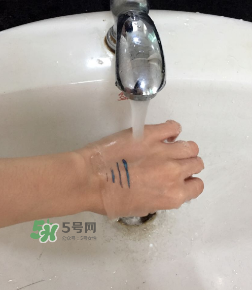 蜜絲佛陀亮彩速干眼線液怎么樣？蜜絲佛陀亮彩速干眼線液好用嗎？