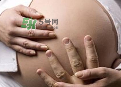 胎兒不入盆的原因 胎兒不入盆可以催產嗎？