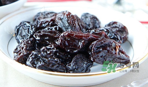 西梅一次多少合適？西梅一天吃幾個(gè)最好