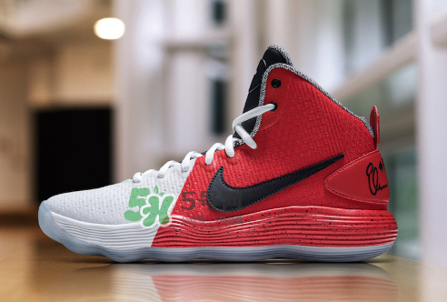 nike hyperdunk 2017 elena delle donne紀(jì)念款會(huì)發(fā)售嗎？
