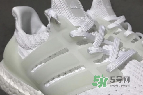 adidas ultraboost 4.0全白夜光配色實物怎么樣？