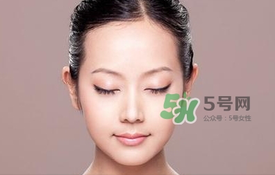 油性皮膚可以用橄欖油嗎？橄欖油擦臉有什么好處？